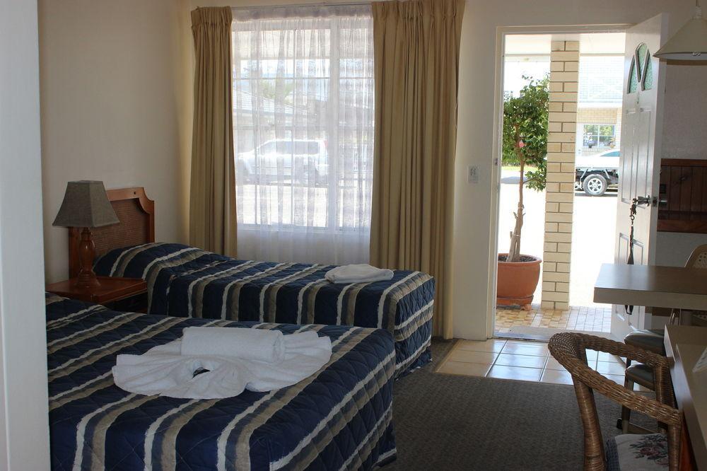 טוויד הדס Cooks Endeavour Motor Inn מראה חיצוני תמונה
