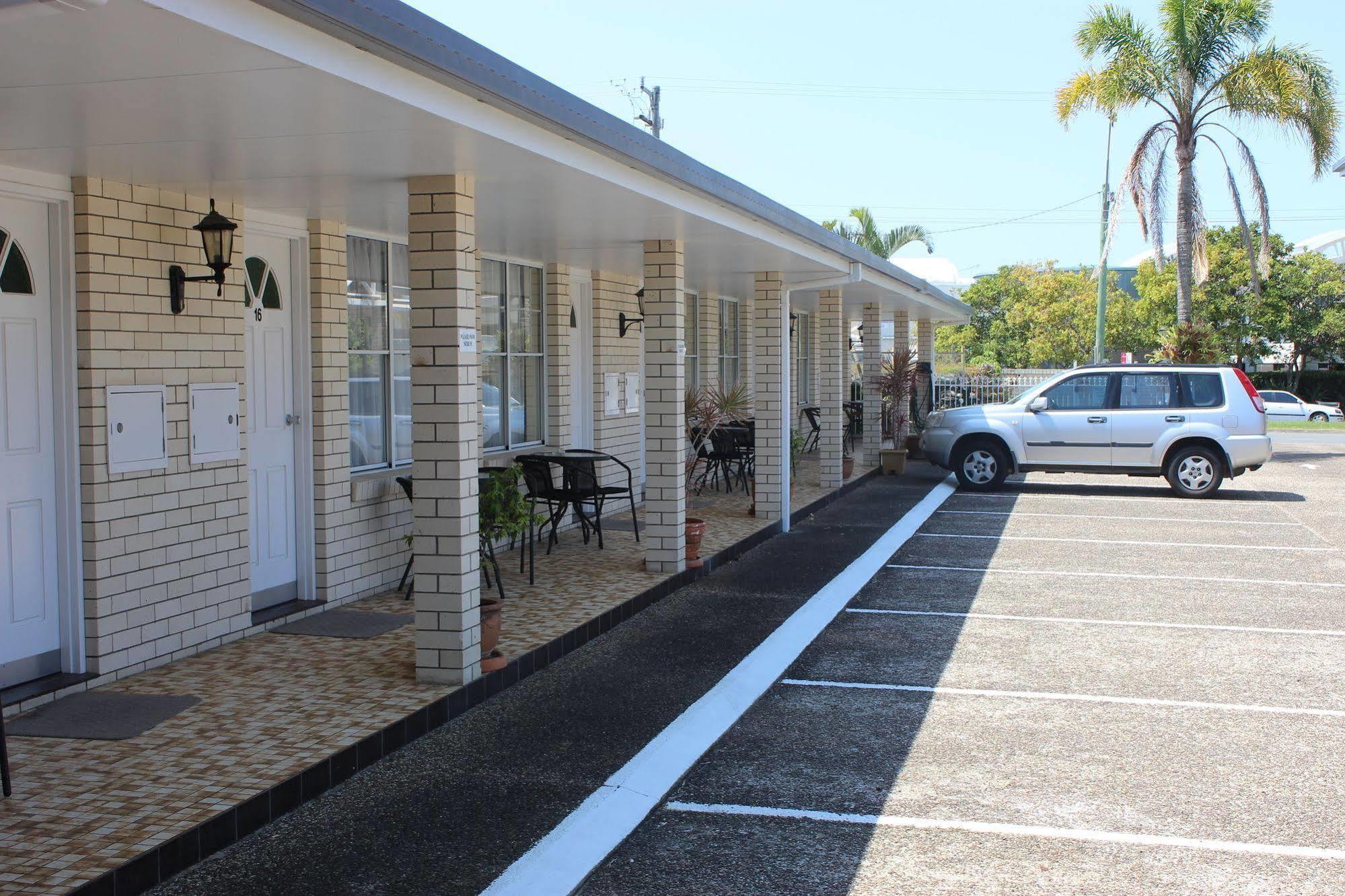 טוויד הדס Cooks Endeavour Motor Inn מראה חיצוני תמונה